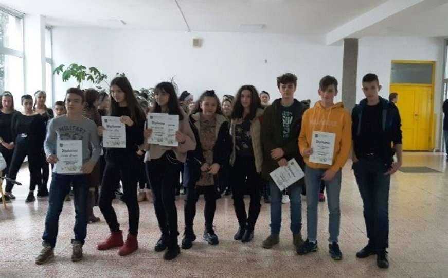 Učenici škole „Safvet-beg Bašagić“ pobjednici takmičenja iz geografije